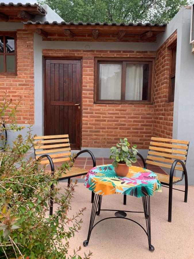 Cabanas Bosques Del Centro Mina Clavero Exterior foto